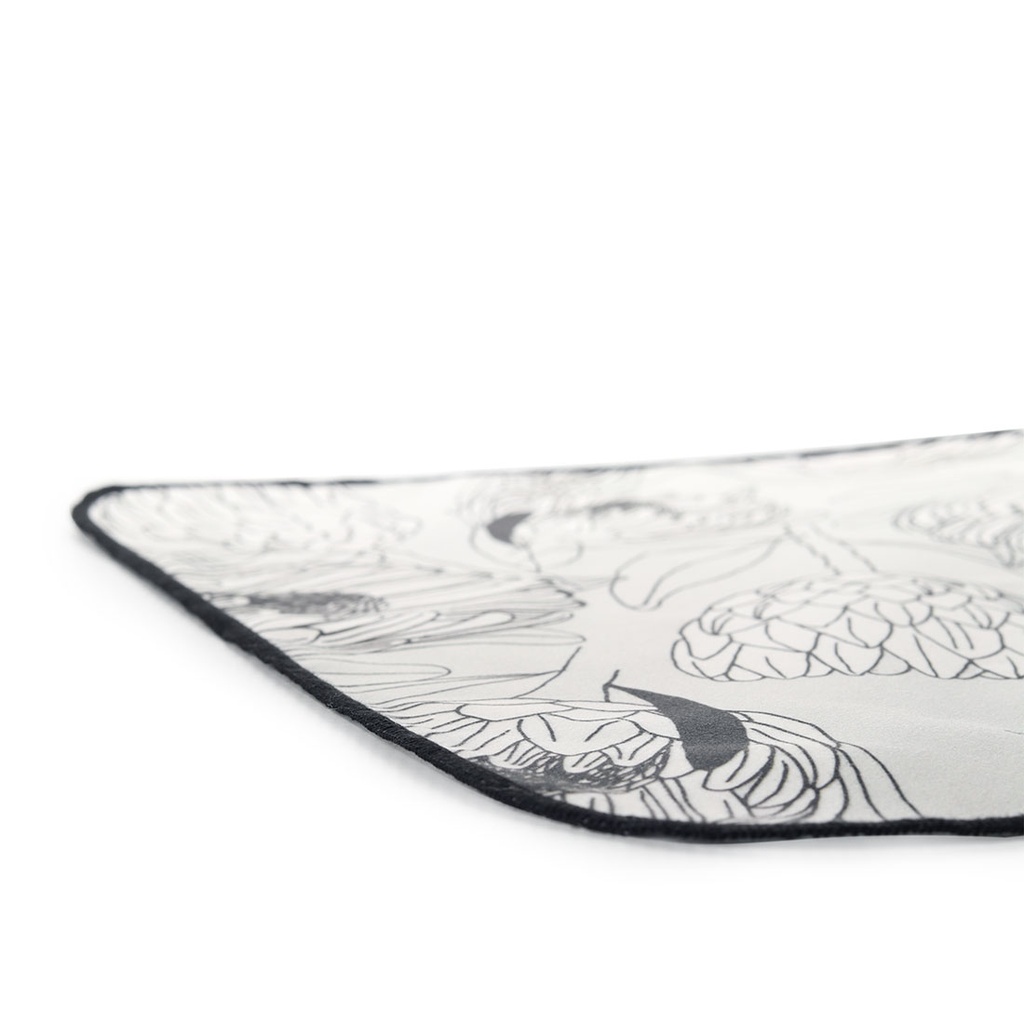 Microfiber Kitchen Towel (40 x 65cm)  | protea line drawing