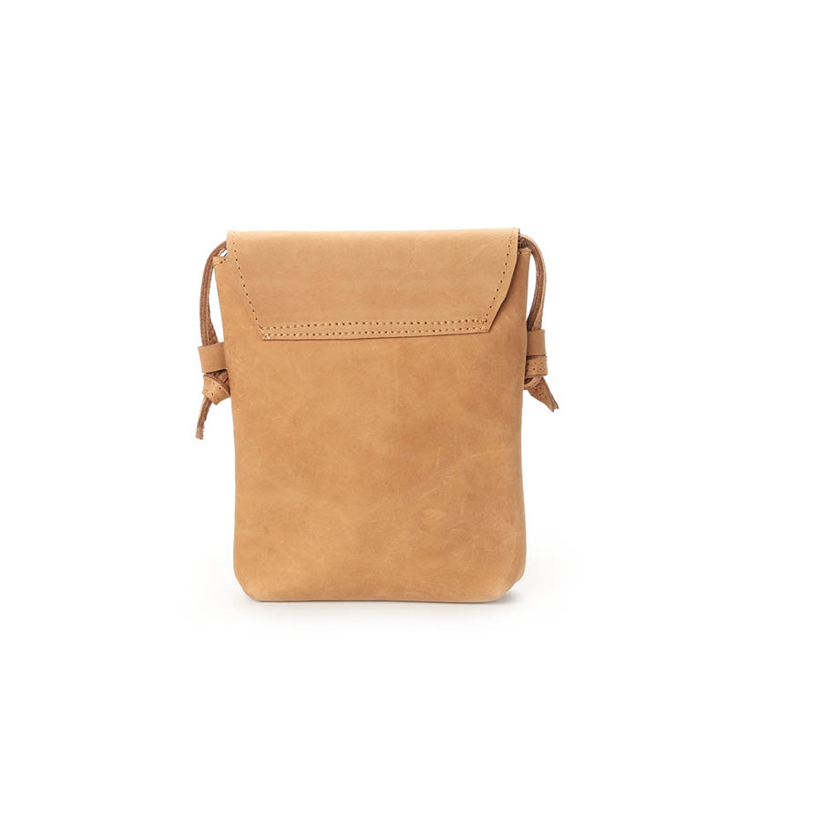 VELLIES & Compact Sling Bag | Tan Leather