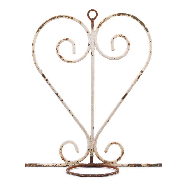 Rustic Wrought Iron Heart Wall Plant Holder | height +/- 40cm