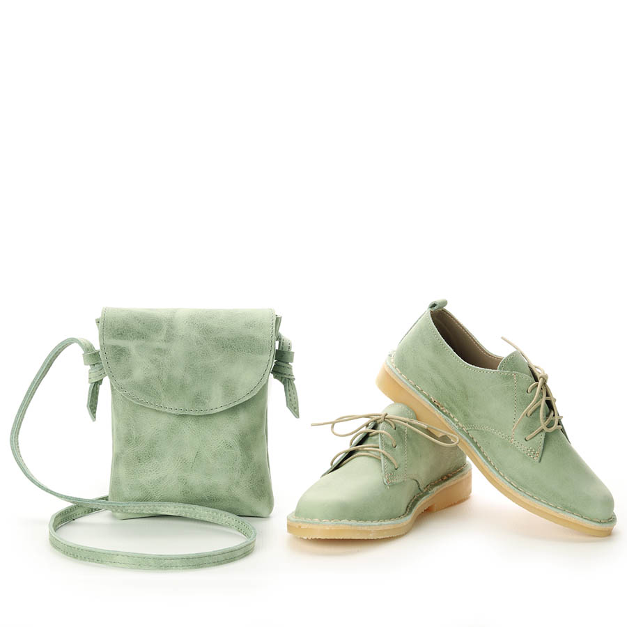 VELLIES & Compact Sling Bag | Mint Green Leather