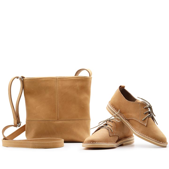 VELLIES & Simple Sling Bag | Tan Leather